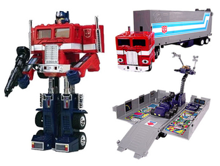 Illustration for article titled The Best Optimus Prime Transformers Figures